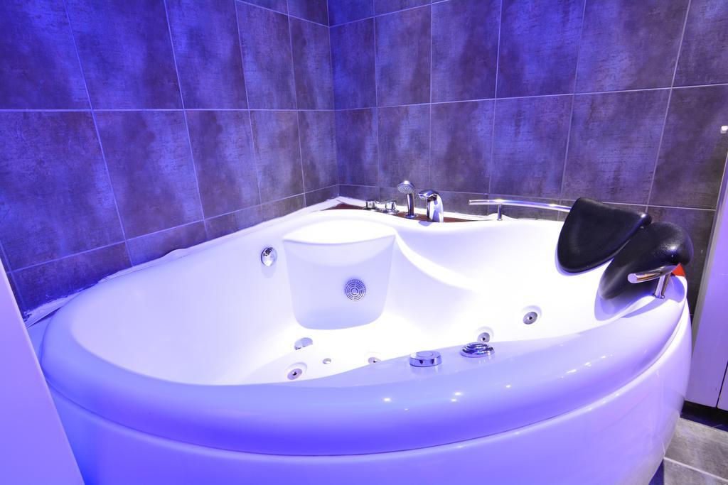 Lux Apartment In Belgrado Buitenkant foto