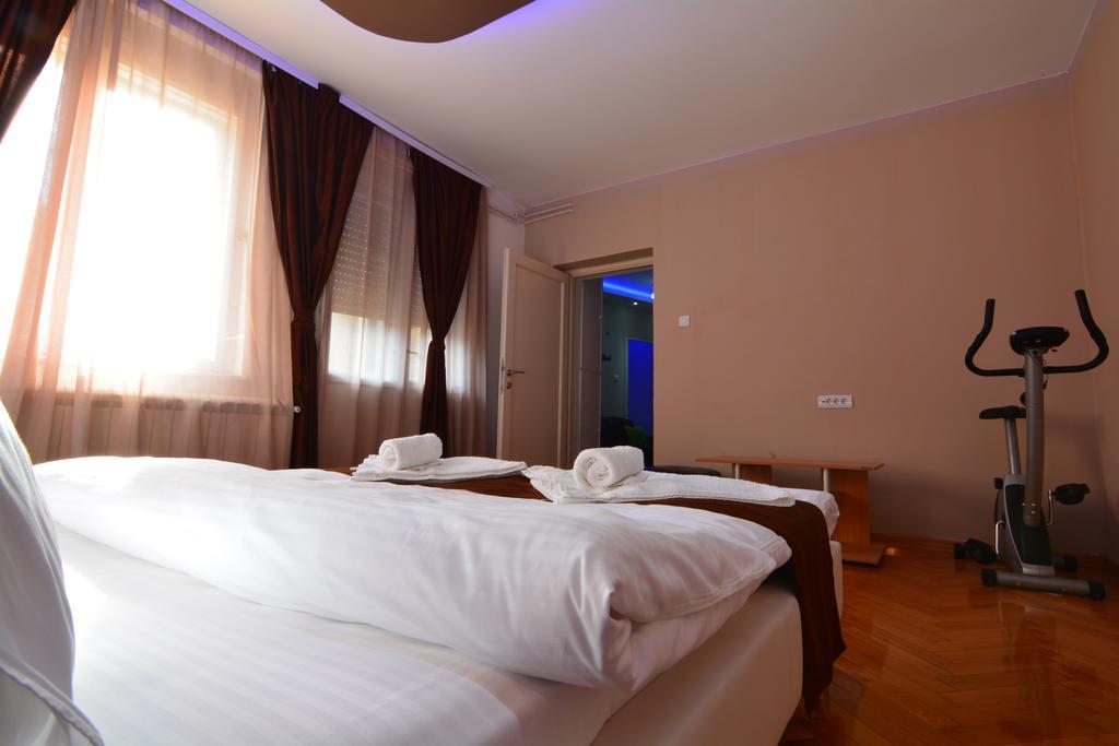 Lux Apartment In Belgrado Buitenkant foto