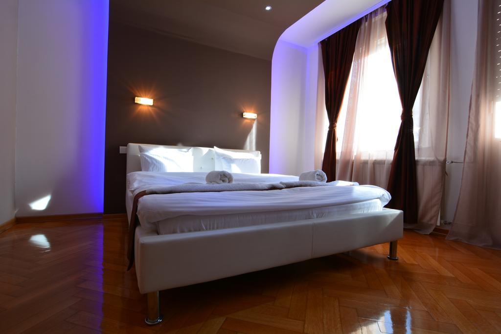 Lux Apartment In Belgrado Buitenkant foto